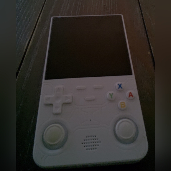 R36 Ultra Handheld Console - White - Picture 4 of 7